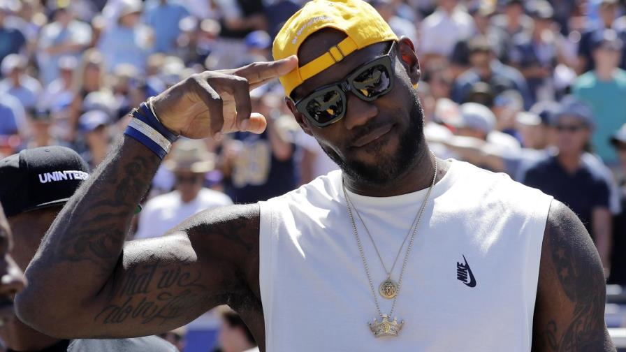 LeBron James votará por Hillary Clinton en EEUU