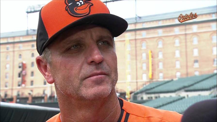 Bobby Dickerson ¨es un honor dirigir a los Gigantes del Cibao¨