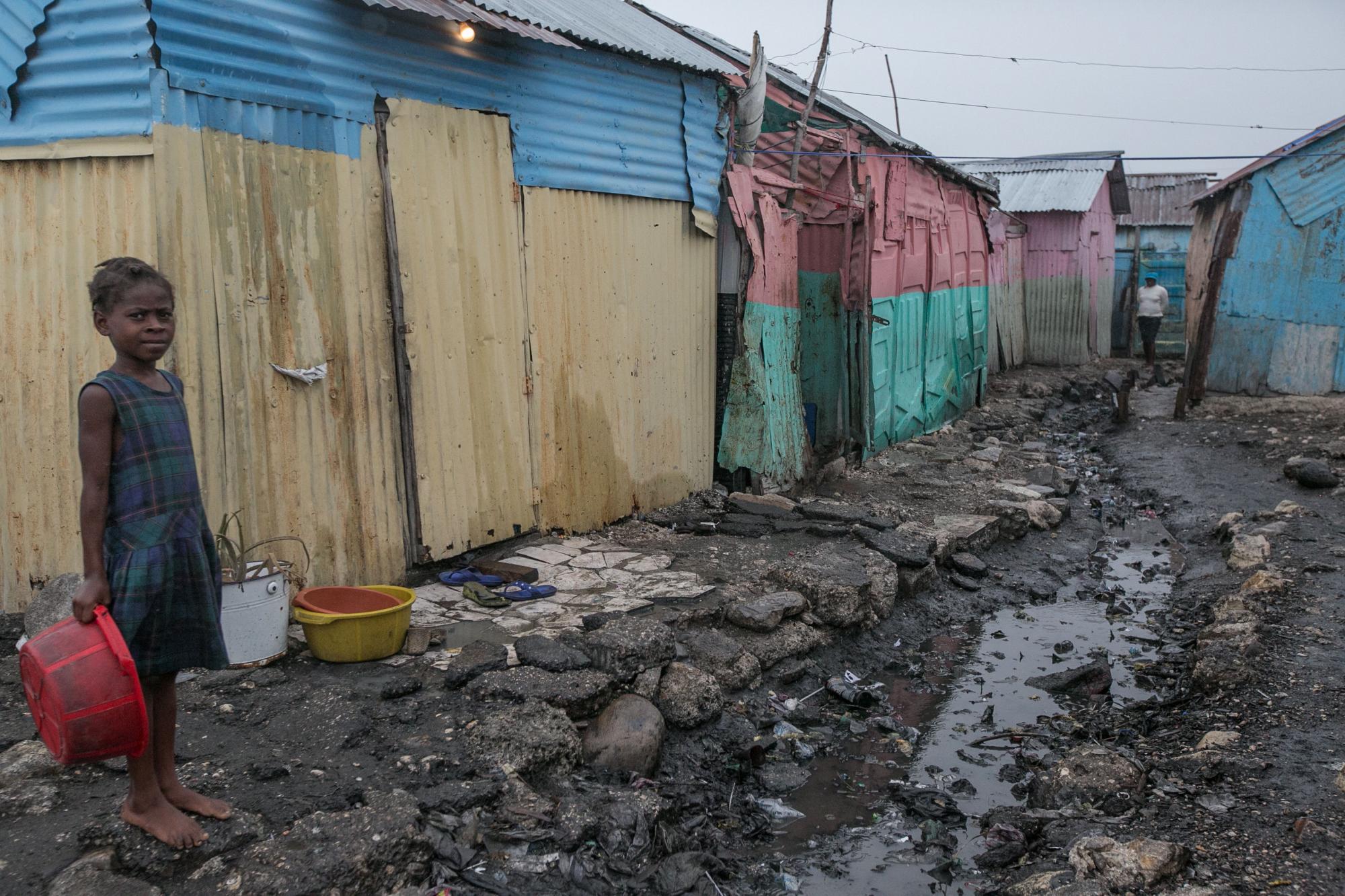Fotos: Gobierno haitiano no ha tomado medidas preventivas en uno de los barrios más pobres y vulnerables