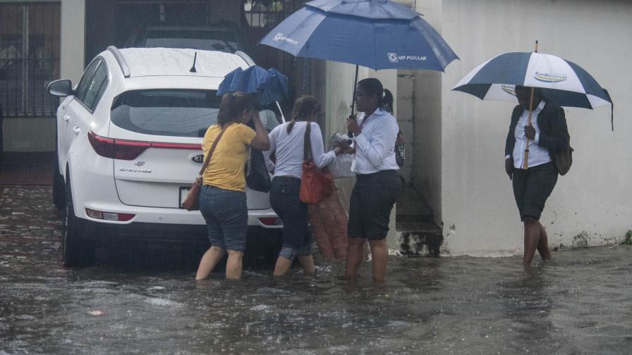 Las lluvias dificultaron el funcionamiento del transporte público 