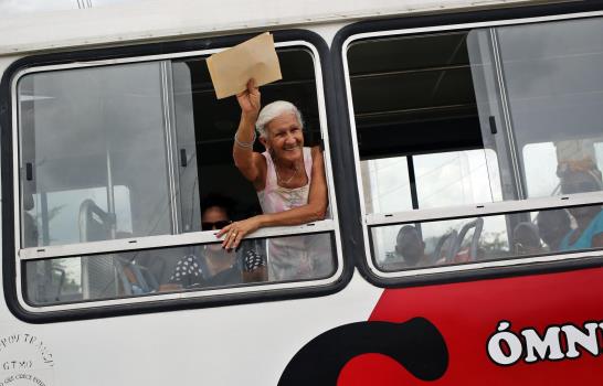 Éxodo masivo en Guantánamo por el huracán Matthew