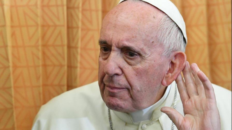 El papa pide que los periodistas estén motivados por la verdad y la ética