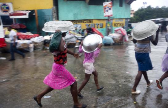 Matthew provoca inundaciones y deslizamientos de tierra en Haití