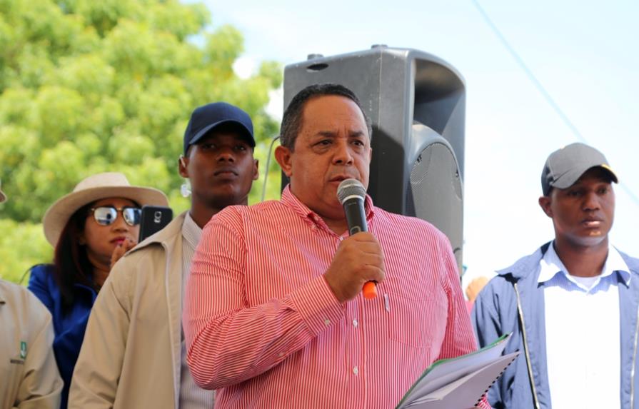 Director Instituto Agrario Dominicano felicita a los agrónomos en su día