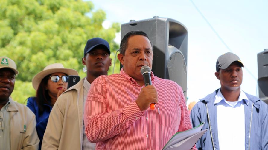Director Instituto Agrario Dominicano felicita a los agrónomos en su día