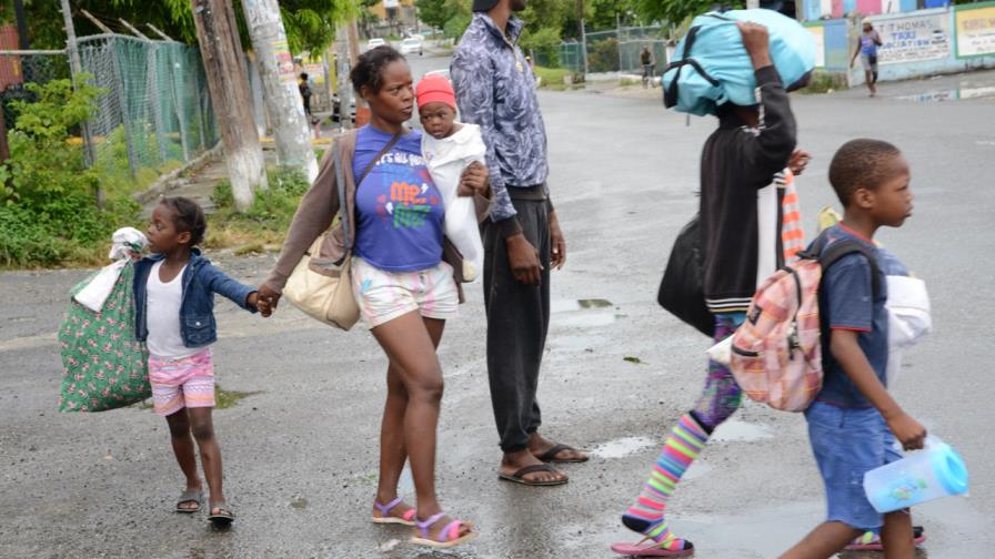ONU dispone de alimentos para 300,000 afectados por huracán Matthew en Haití