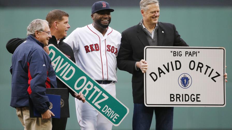 Renombrarán en Boston calle y puente en honor a David Ortiz Renombrarán en Boston calle y puente en honor a David Ortiz