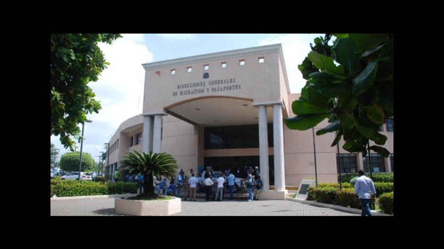 Migración establece nuevos puntos para permisos de salidas para menores