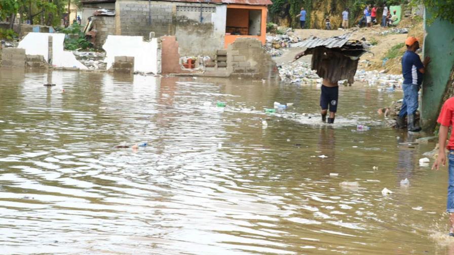 Presa de Hatillo alcanzó su nivel máximo; Rincón está a punto