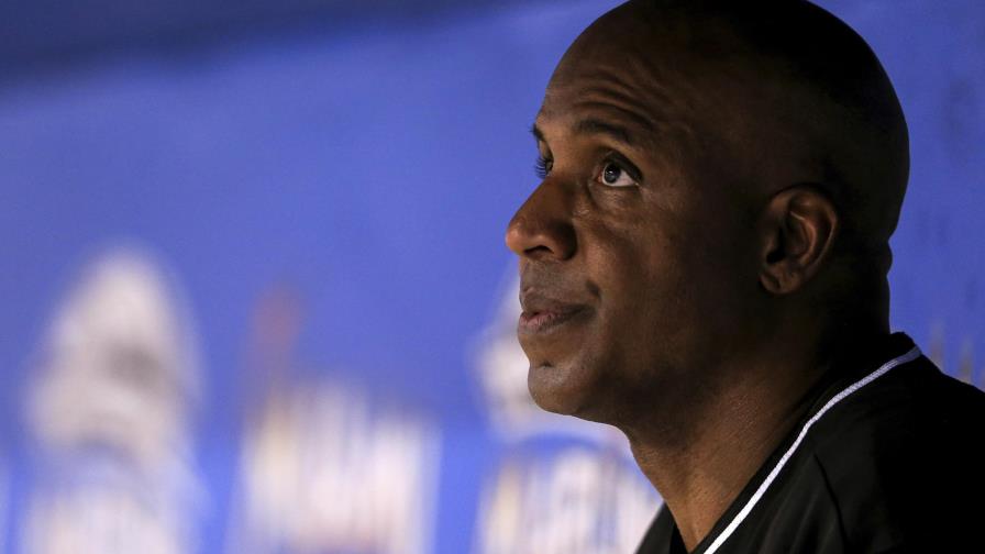 Los Marlins de Miami despiden a coach de bateo Barry Bonds 