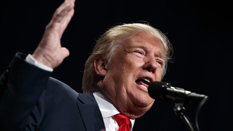 Trump busca observadores voluntarios para evitar que Clinton “amañe” comicios