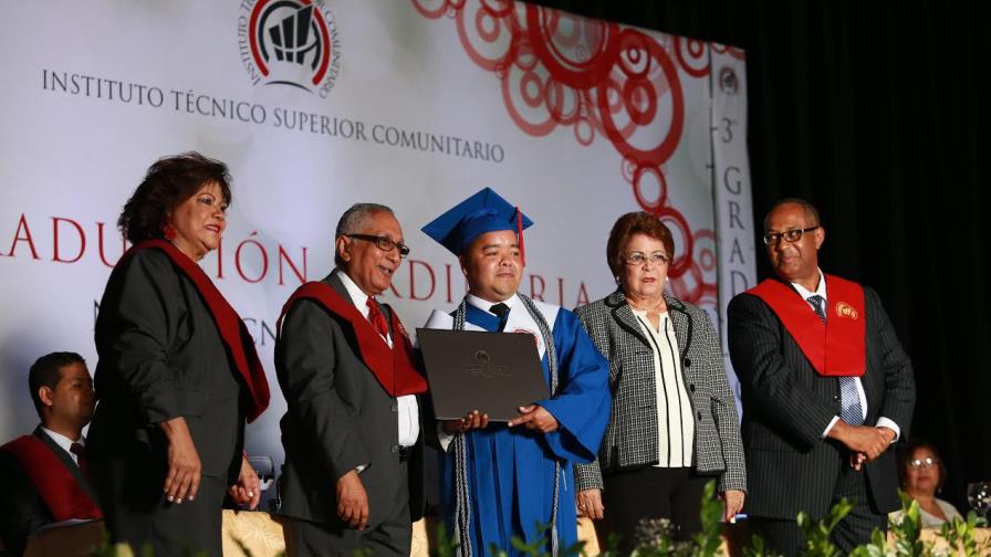 El ITSC gradúa 307 nuevos técnicos superiores