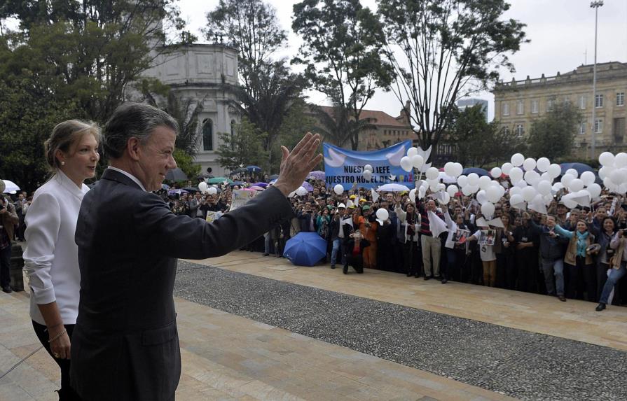 De la derrota en las urnas al Nobel, una semana macondiana para Colombia