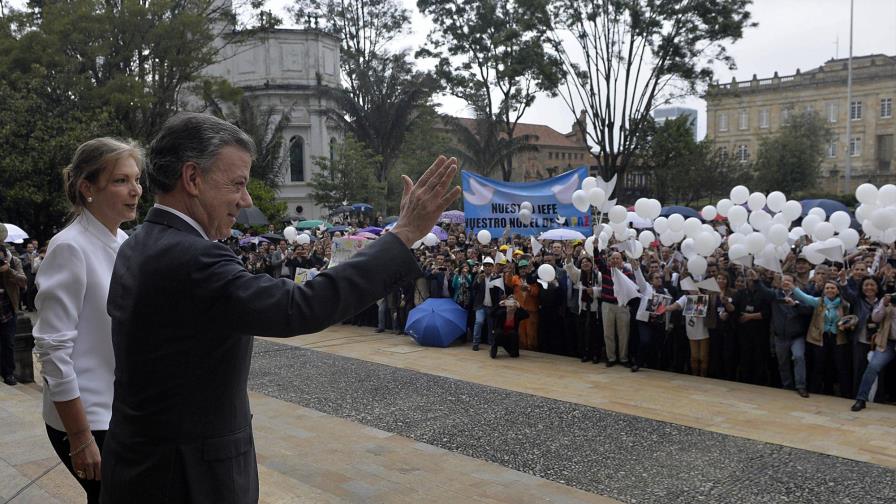 De la derrota en las urnas al Nobel, una semana macondiana para Colombia