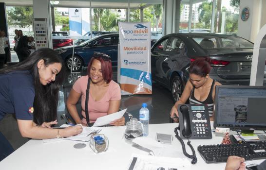  Expomóvil Banreservas supera expectativas; recibe solicitudes de financiamiento por RD$4,537 millones 