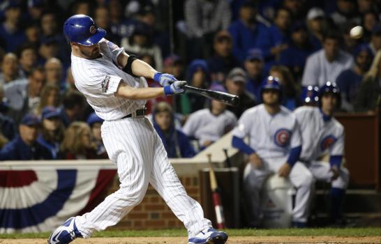 Los Cubs ponen la serie “a punto de mate” ante los Gigantes