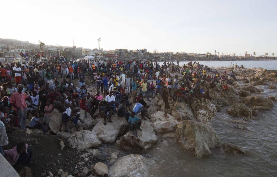 Haití comienza tres días de duelo por víctimas de Matthew 
