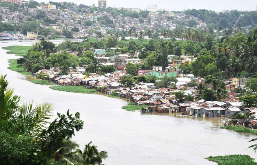 Defensora del Pueblo reclama al Gobierno sanear ríos Ozama e Isabela