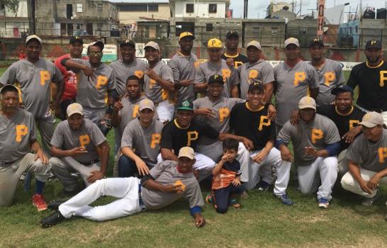 Adovenprofar, Picapiedras y Domingo Guzmán ganan divisiones sóftbol