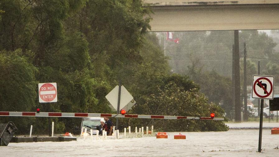 Suman 18 muertos en Estados Unidos por el  Matthew