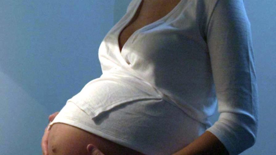 Mujer da a luz con el útero de su madre Mujer da a luz con el útero de su madre