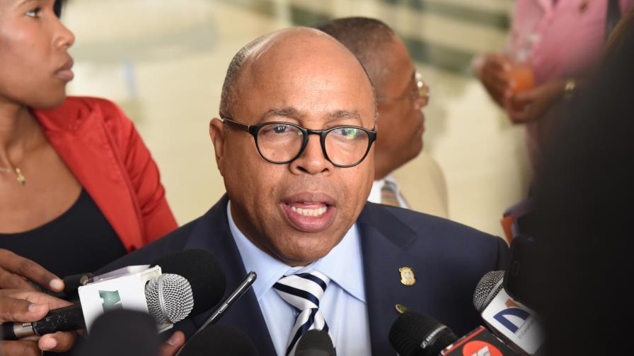 Diputados ven delicado que no se antiendan los reclamos de policías y familias Diputados ven delicado que no se antiendan los reclamos de policías y familias