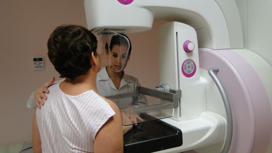 ¿Cuándo hacerse la primera mamografía?