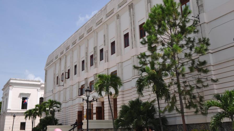 Asumen nuevos funcionarios de Cultura Santiago