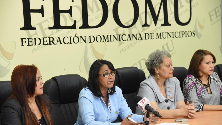 Mujeres municipalistas denuncian partidos las utilizan para cumplir cuota femenina Mujeres municipalistas denuncian partidos las utilizan para cumplir cuota femenina