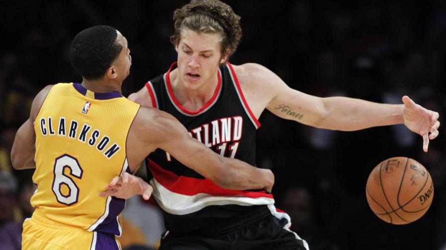 Barea y Brussino brillan con Mavericks; Grizzlies y Heat arrollan 