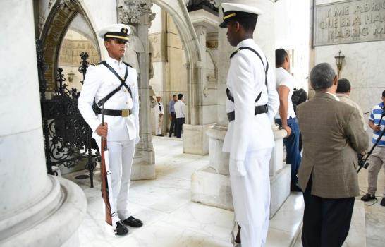 Conmemoran el 524 aniversario del Descubrimiento de América 