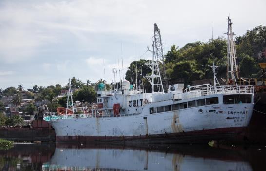 Ministro: “Empleados de empresas que desguazan barcos tendrán que buscar otro trabajo”