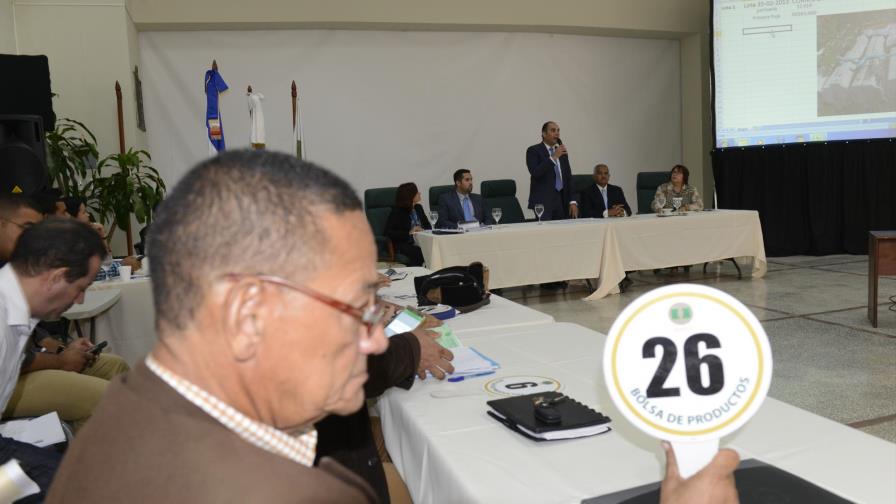 Aduanas y la JAD retoman subastas de mercancías abandonadas en puertos