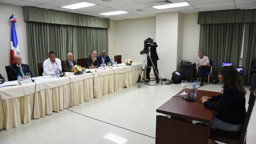 Hernández Peguero dice tener las cualidades para ser presidente de la JCE