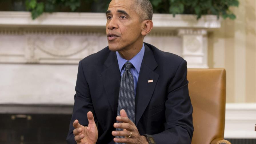 Barack Obama felicita a Bob Dylan, uno de su “poetas favoritos”, por el Nobel 