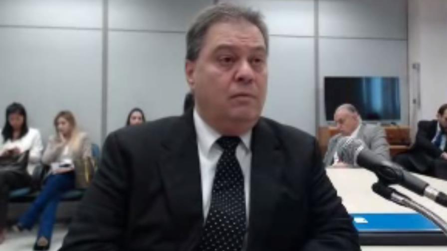 Condenan exsenador cercano a Rousseff a 19 años de cárcel por caso Petrobras