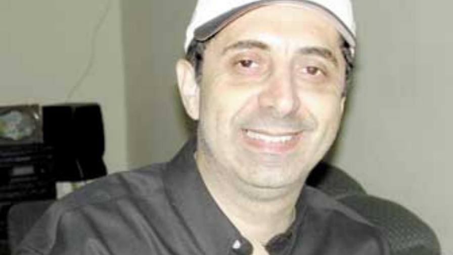 Acroarte muestra pesar por muerte de Luis Kenton