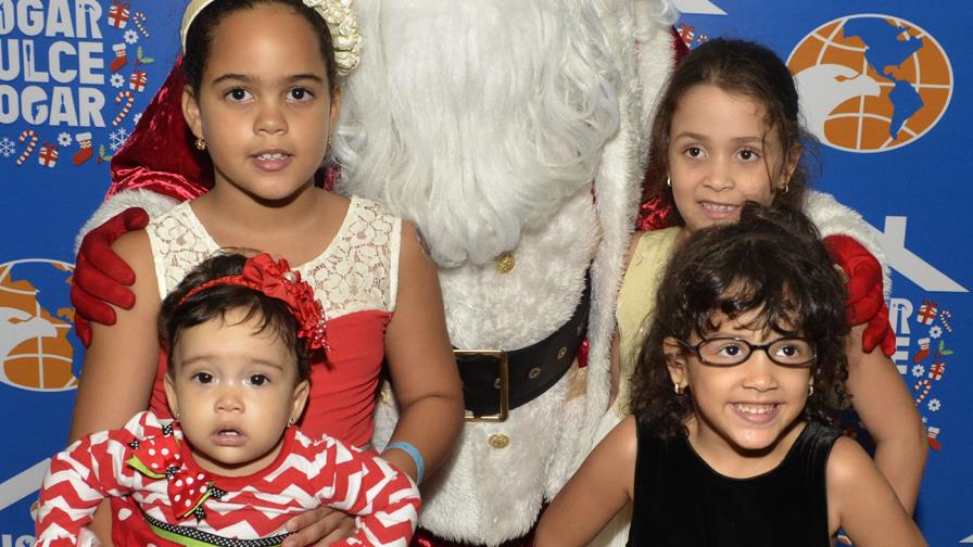 En Ferretería Americana reciben la Navidad 2016