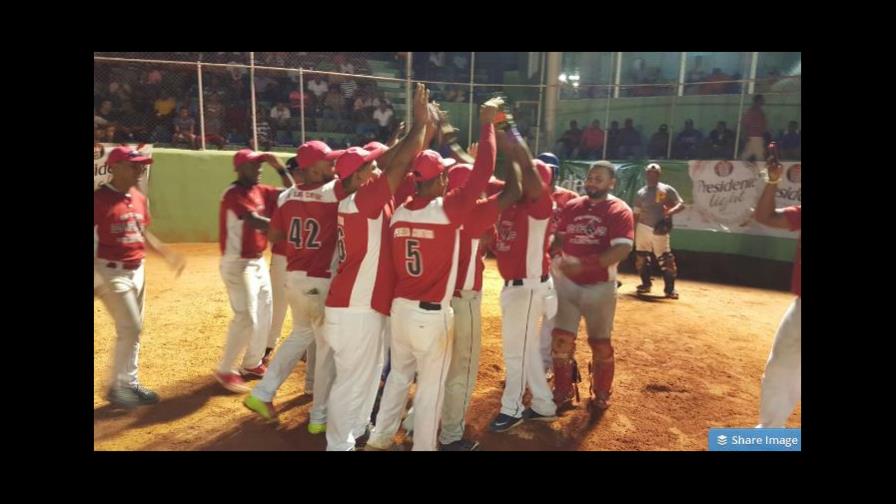 Domingo Guzmán gana en apertura de la final del torneo chata del Distrito Nacional