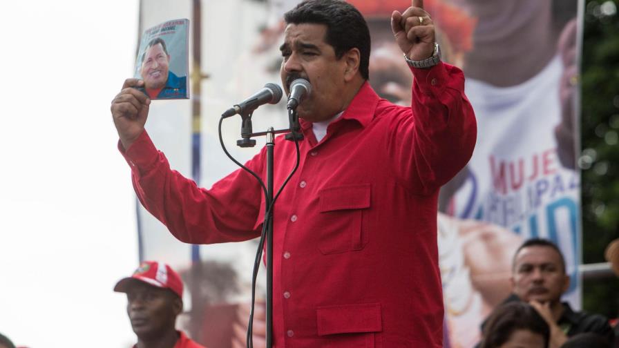 Maduro se reúne con Zapatero en Caracas “para avanzar en el diálogo”