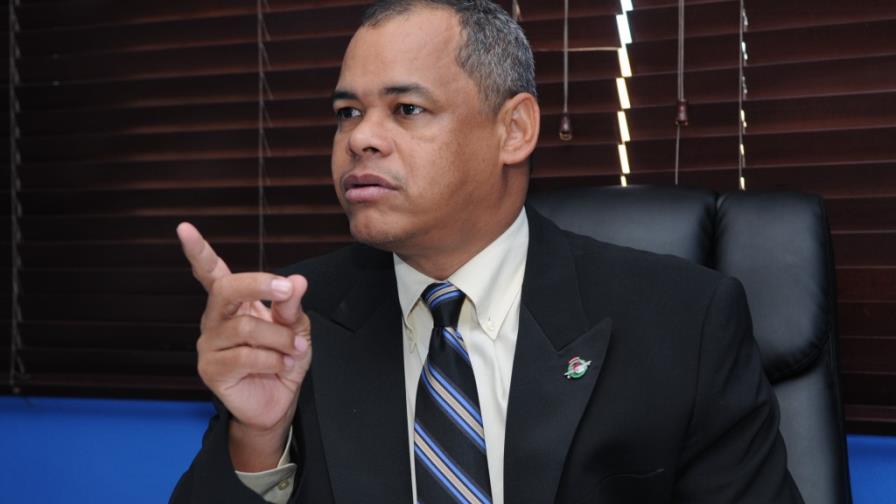 Fidel Lorenzo pide crear cordón de salubridad en la frontera para evitar cólera