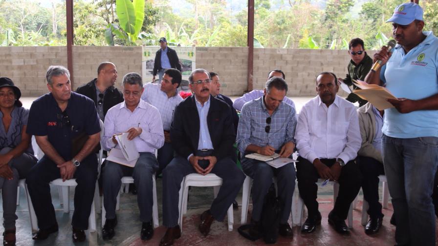 Exigen a OISOE la terminación del subcentro de salud de Polo