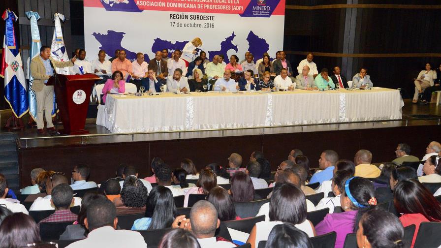 Navarro promete mejorar el SEMMA y reestructurar su consejo de dirección