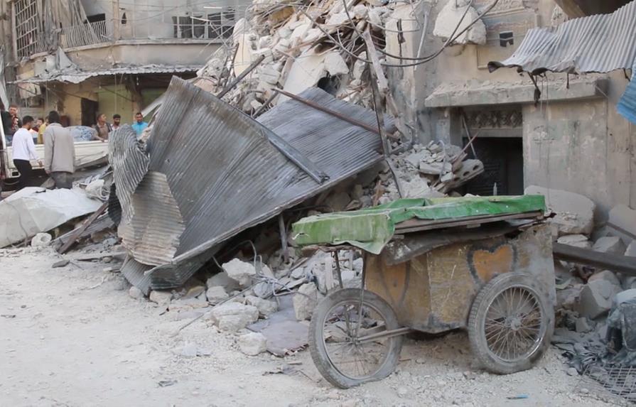 Alepo vive día de respiro sin bombardeos como preludio de “pausa humanitaria”