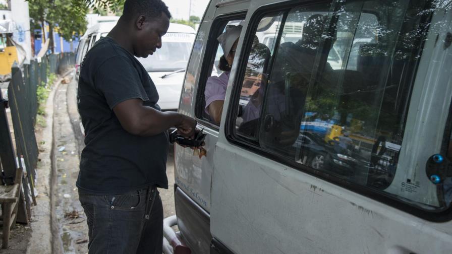 Pasajes se llevan casi 30% de los salarios Pasajes se llevan casi 30% de los salarios