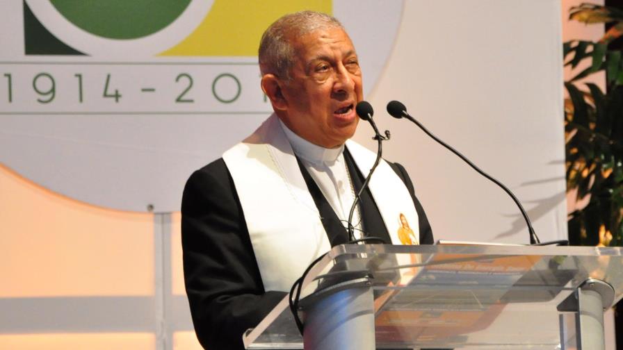 De la Rosa y Carpio advierte en Haití  sectores poderosos pretenden dañar relaciones
Asimismo, favoreció la iniciativa oportuna que dijo tomó el del presidente Danilo Medina de acudir con rapidez a favor de los miles de damnificados haitianos, horas después de que la isla fuera impactada por el paso del huracán Matthew.