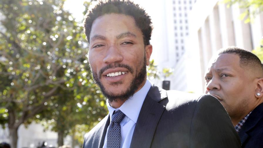 Jurado exonera a Derrick Rose en demanda por supuesta violación 