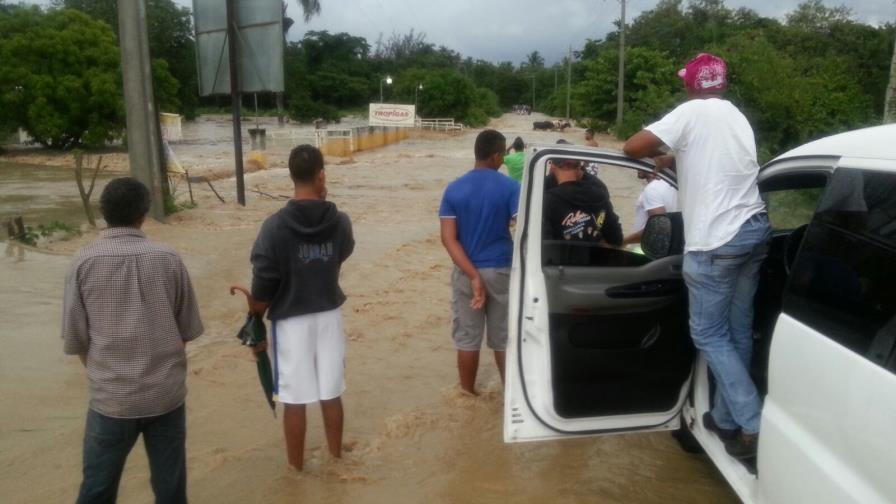Esperan la continuación de las lluvias hacia el Cibao y la Cordillera Central Esperan la continuación de las lluvias hacia el Cibao y la Cordillera Central