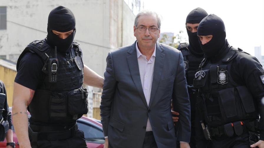 Posible delación de Cunha mantiene en vilo a clase política brasileña