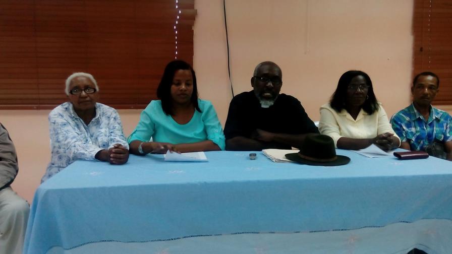 Demandan  a Medina que cumpla  promesa